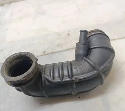 Toyota Yaris Verso Air intake hose/pipe 17880 21060C1