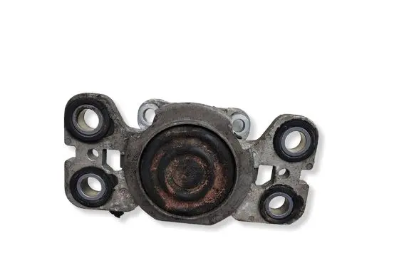 Volvo S60 Engine mounting bracket 