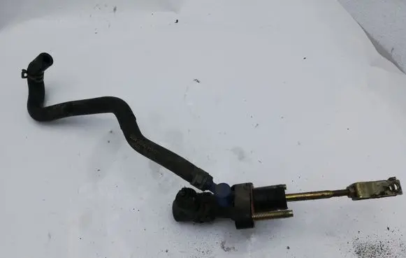 Toyota Avensis Verso Clutch master cylinder 314340F020