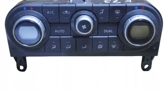Nissan Qashqai Climate control unit 27500BR45D