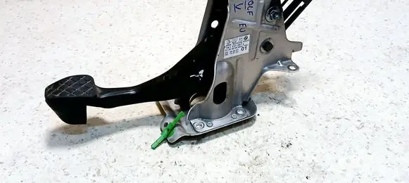 Volkswagen Golf V Brake pedal 1K1721057L