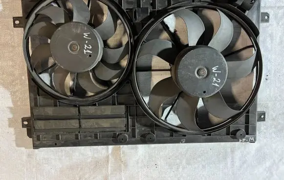Volkswagen PASSAT B6 Fan set 1K0121205G 1K0121207AA