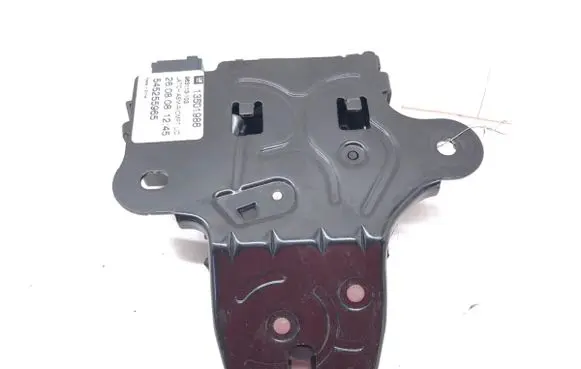 Opel Insignia A Tailgate exterior lock 13501988