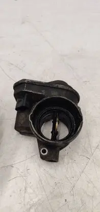 Volkswagen PASSAT B6 Throttle valve 038128083G