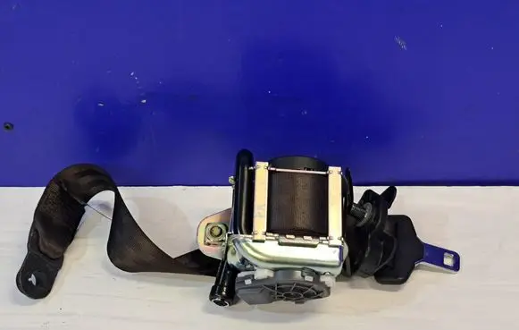 Jaguar XJ X351 Front seatbelt BW93611B09AB
