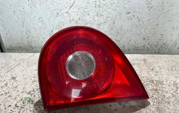 Volkswagen Golf V Tailgate rear/tail lights 1K6945094E 028500204B 00002536