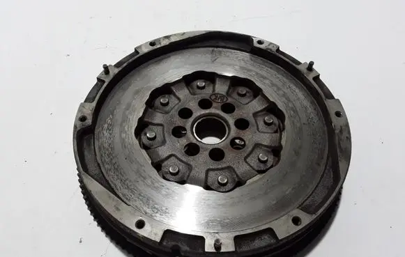 Opel Movano B Dual mass flywheel 415048510