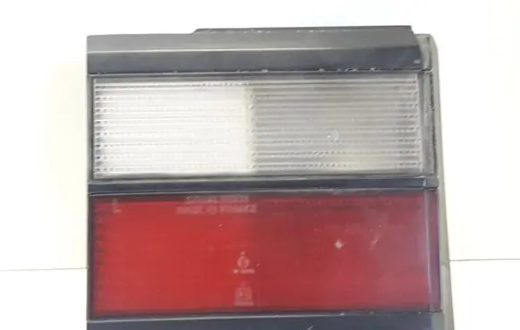 Volkswagen PASSAT B3 Tailgate rear/tail lights 333945107