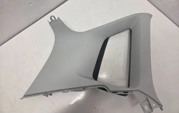 Volkswagen Golf Sportsvan (C) pillar trim 510867287A
