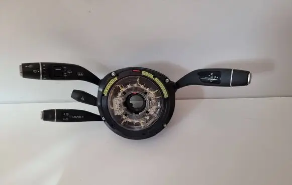 Mercedes-Benz GLC X253 C253 Wiper turn signal indicator stalk/switch 419042 03379517