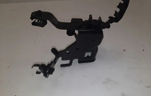 Citroen C4 II Picasso Other engine bay part 366516258004