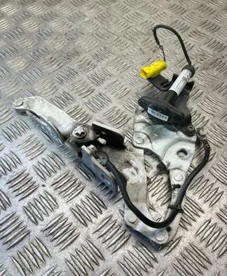 BMW 3 E92 E93 Engine bonnet/hood hinges 7290001 7289997