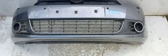 Volkswagen Golf VI Front bumper