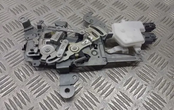 Mazda 5 Sliding door lock 