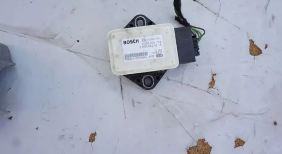 Mercedes-Benz Vito Viano W639 ESP acceleration yaw rate sensor A0065424218