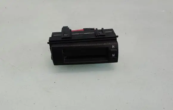 Toyota Prius (NHW20) Clock 8391047040 836402043