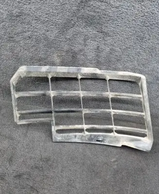 Audi A8 S8 D3 4E Intercooler air channel guide 4E0821171M