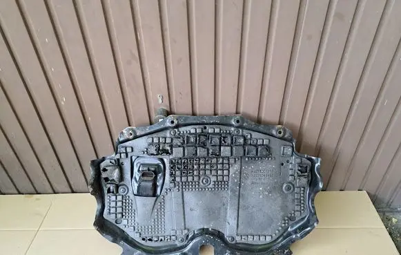 Mercedes-Benz S W221 Engine splash shield/under tray A2215201023