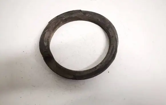 BMW 5 E60 E61 Front coil spring rubber mount 31331091867 3133-1091867