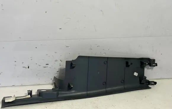 Mercedes-Benz Vito Viano W639 (B) pillar trim (bottom) P0099440