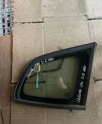 Renault Laguna II Rear side window