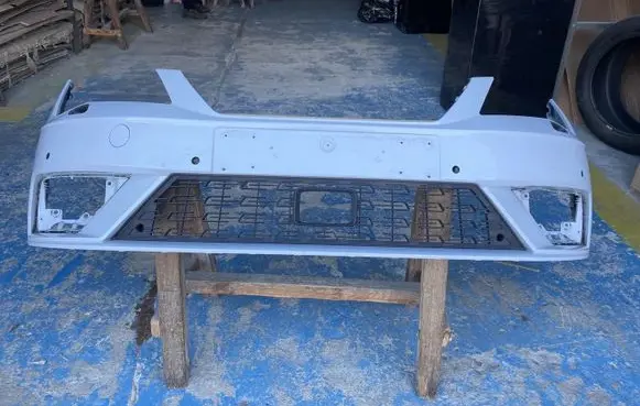Seat Leon (5F) Front bumper 5F0807221R