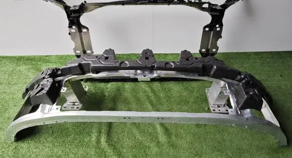 Audi A5 Front bumper support beam 8B3807109F