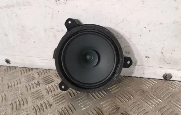 Subaru Forester SK Rear door speaker 8MN05F