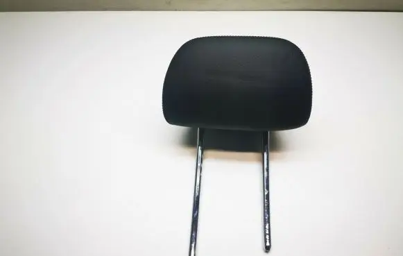 Mercedes-Benz C W204 Rear seat headrest 