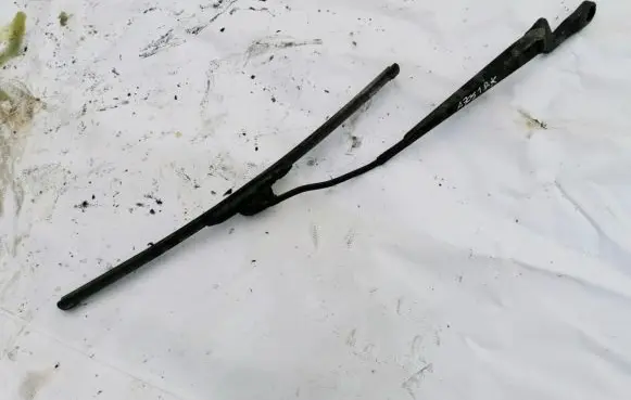 Skoda Fabia Mk1 (6Y) Front wiper blade arm 6y1955409