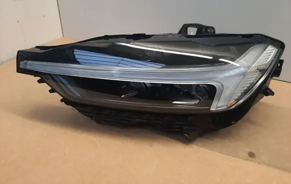 Volvo XC60 Headlight/headlamp 32337374