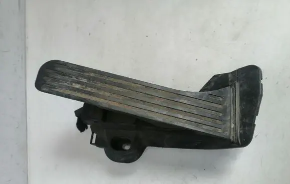 Audi A3 S3 8P Accelerator throttle pedal 1K2721503M