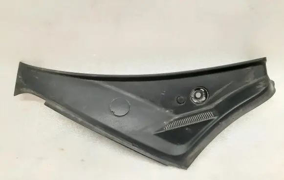 Porsche Panamera (970) Rear/tail light trim molding 97051288206