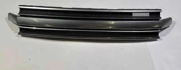 Ford Flex Front bumper upper radiator grill DA83-8150 DA83-8A164-CDW