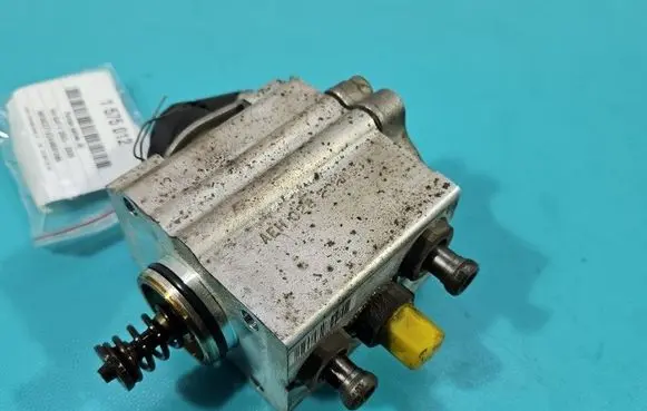 Volkswagen Golf V In-tank fuel pump 0261520024 IMPRK1575012