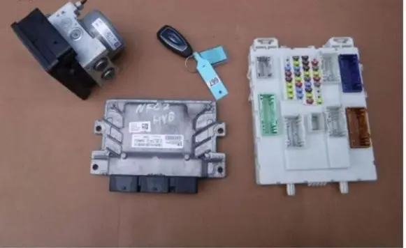 Engine ECU kit and lock set