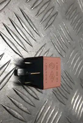 Renault Trafic II (X83) Other relay 8200308271