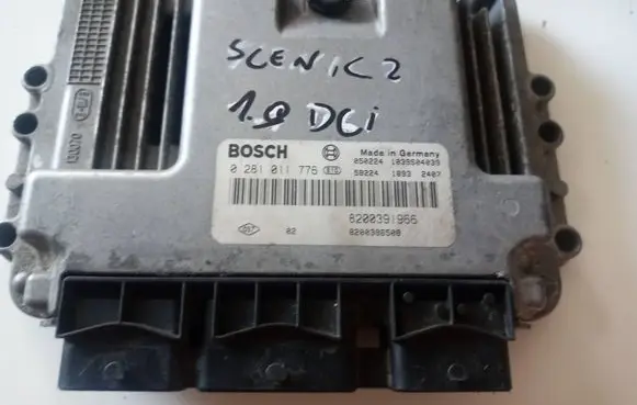 Renault Scenic II - Grand scenic II Engine control unit/module 0281011776 8200391966