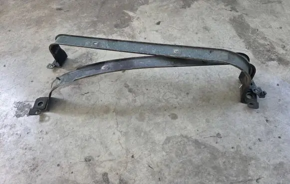 Volvo XC60 Fuel tank mounting bracket 31380338