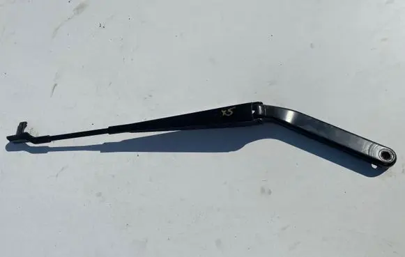 BMW X5 E70 Front wiper blade arm 73603517