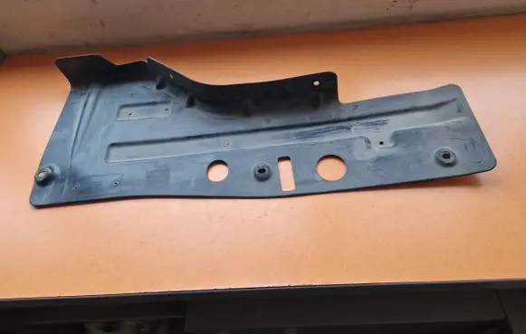 Engine splash shield/under tray