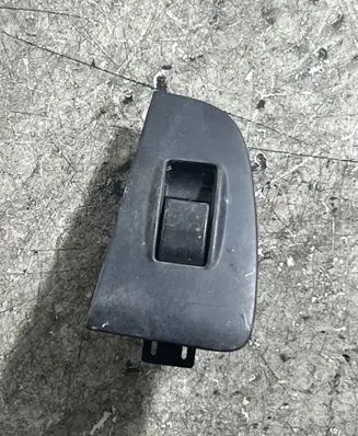 Toyota Avensis T250 Electric window control switch 7423205160