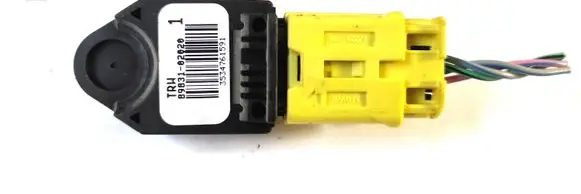 Toyota Corolla E120 E130 Airbag deployment crash/impact sensor 8983102020
