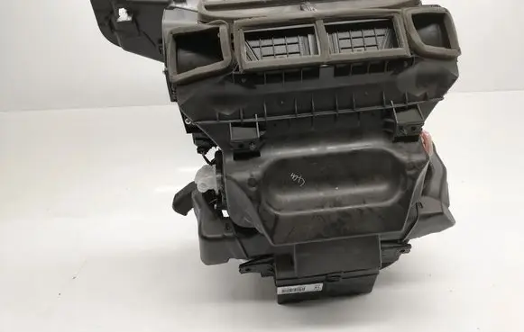 Nissan Qashqai Interior heater climate box assembly 