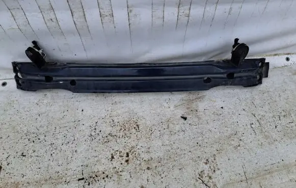 Volvo V40 Front bumper support beam