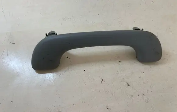Opel Vivaro Front interior roof grab handle