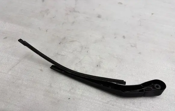 Volvo XC90 Rear wiper blade arm 31349856