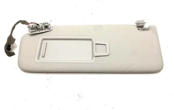 Volkswagen Golf VII Sun visor
