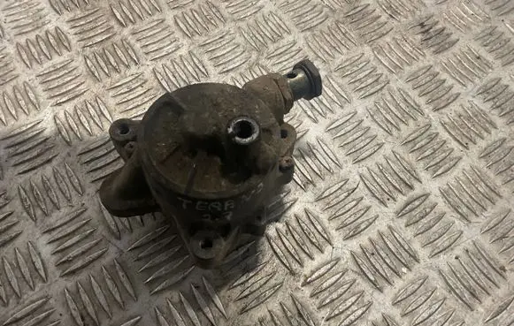 Nissan Terrano Vacuum pump