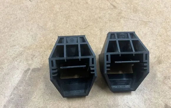 BMW 3 E46 Radiator mount bracket 17111436264 1436264